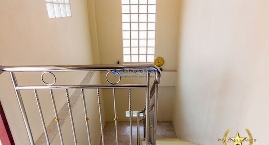 À vendre 3 chambres maison à Pran Buri, Prachuap Khiri Khan