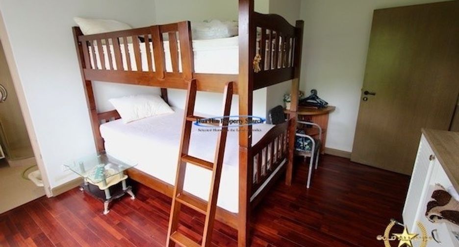 À vendre 5 chambres maison à Pran Buri, Prachuap Khiri Khan