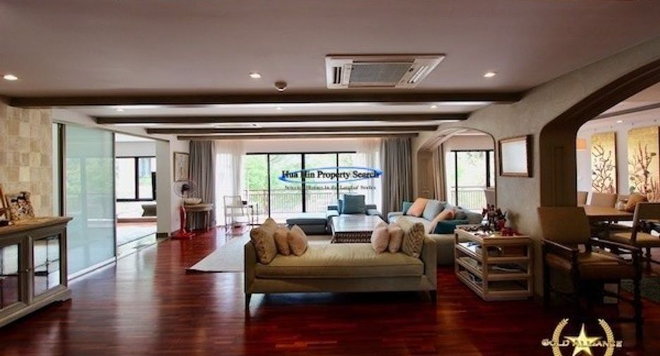 À vendre 5 chambres maison à Pran Buri, Prachuap Khiri Khan