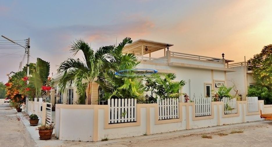 For sale 4 ベッドルーム house in Hua Hin, Prachuap Khiri Khan