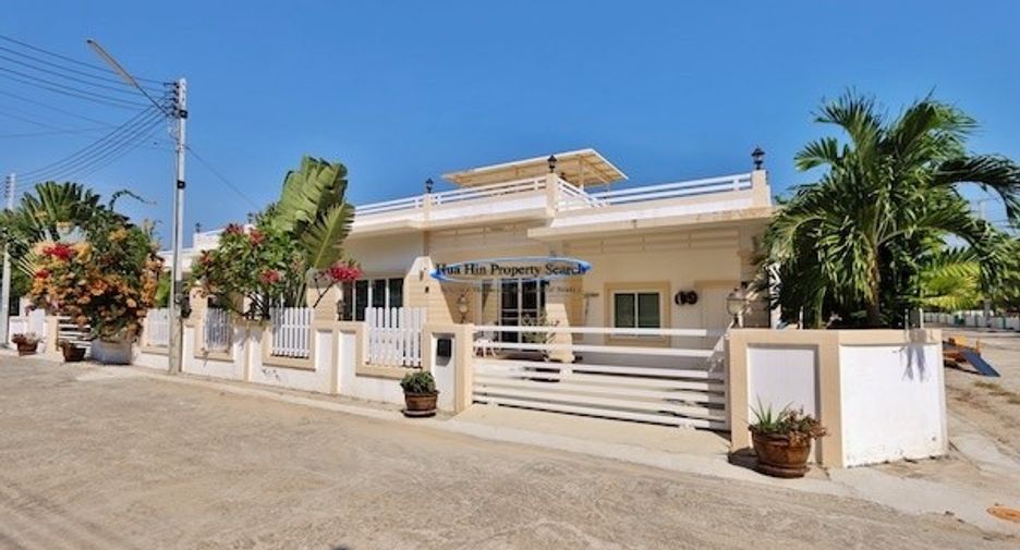 For sale 4 ベッドルーム house in Hua Hin, Prachuap Khiri Khan