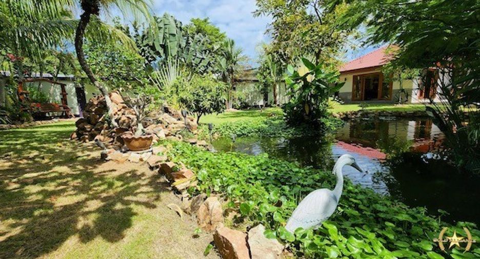Haus zum Kauf mit 5 Zimmer in Sam Roi Yot, Prachuap Khiri Khan