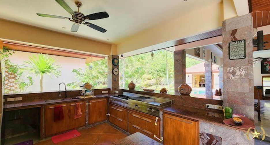 Haus zum Kauf mit 5 Zimmer in Sam Roi Yot, Prachuap Khiri Khan