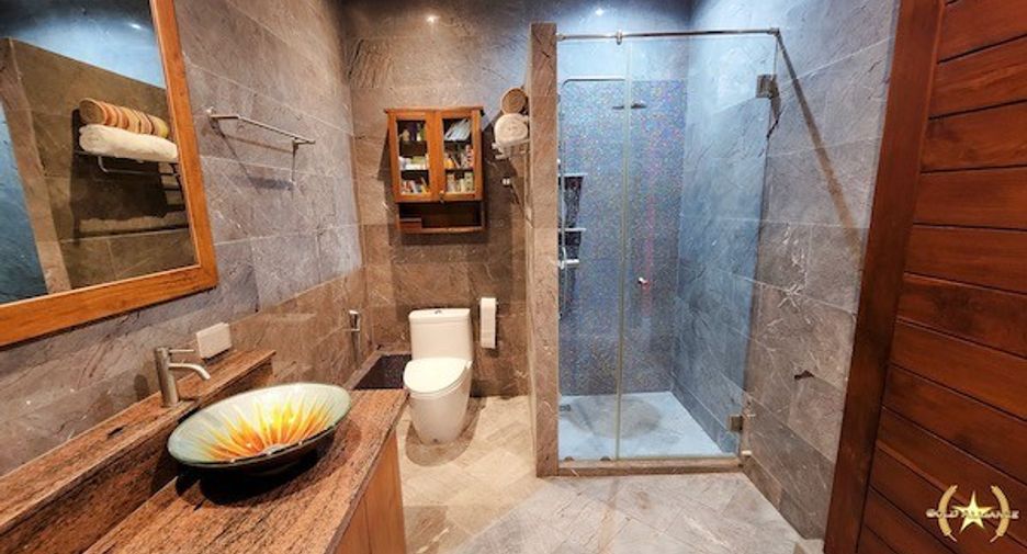 Haus zum Kauf mit 5 Zimmer in Sam Roi Yot, Prachuap Khiri Khan