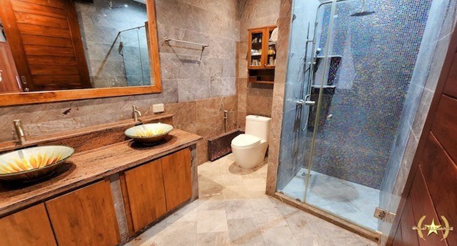 Haus zum Kauf mit 5 Zimmer in Sam Roi Yot, Prachuap Khiri Khan