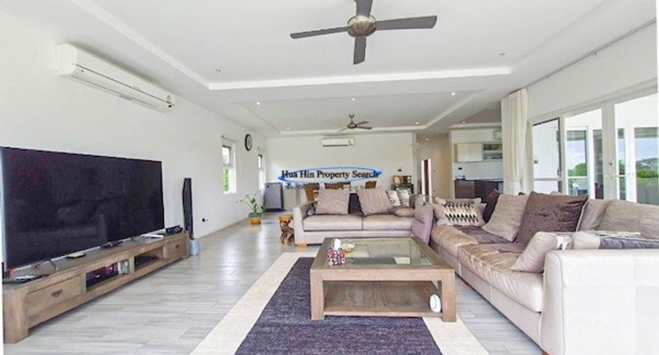 For sale 3 bedrooms house in Hua Hin, Prachuap Khiri Khan