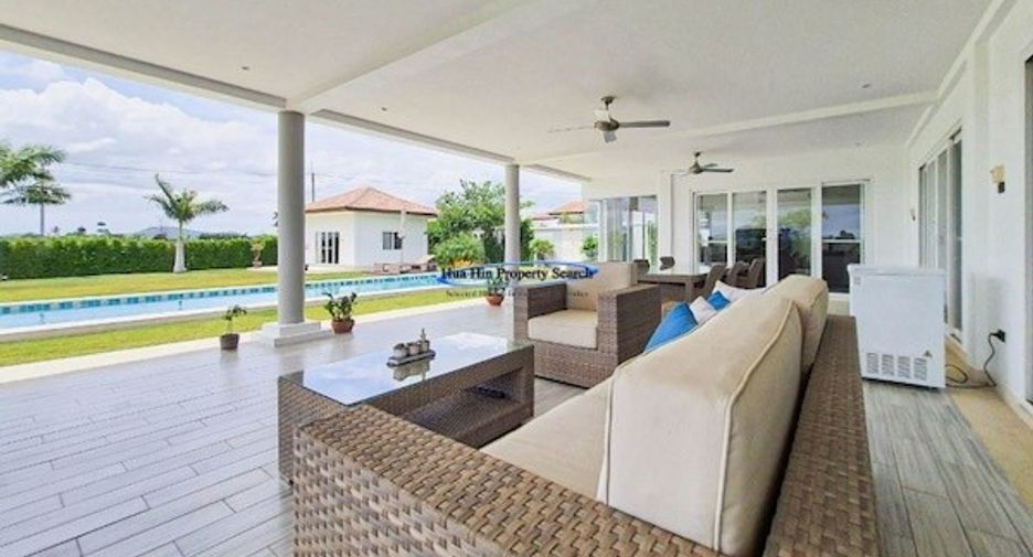 For sale 3 bedrooms house in Hua Hin, Prachuap Khiri Khan