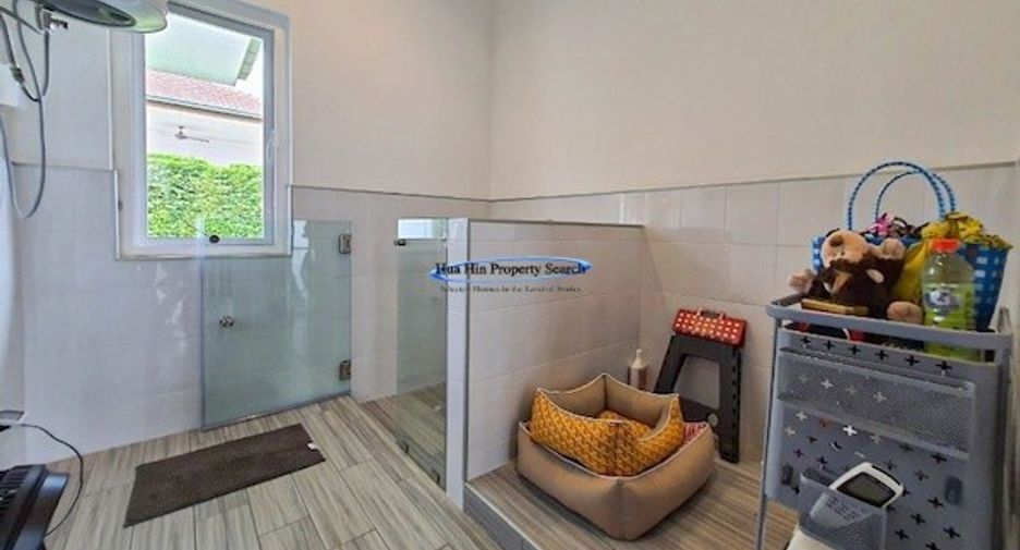 For sale 3 bedrooms house in Hua Hin, Prachuap Khiri Khan