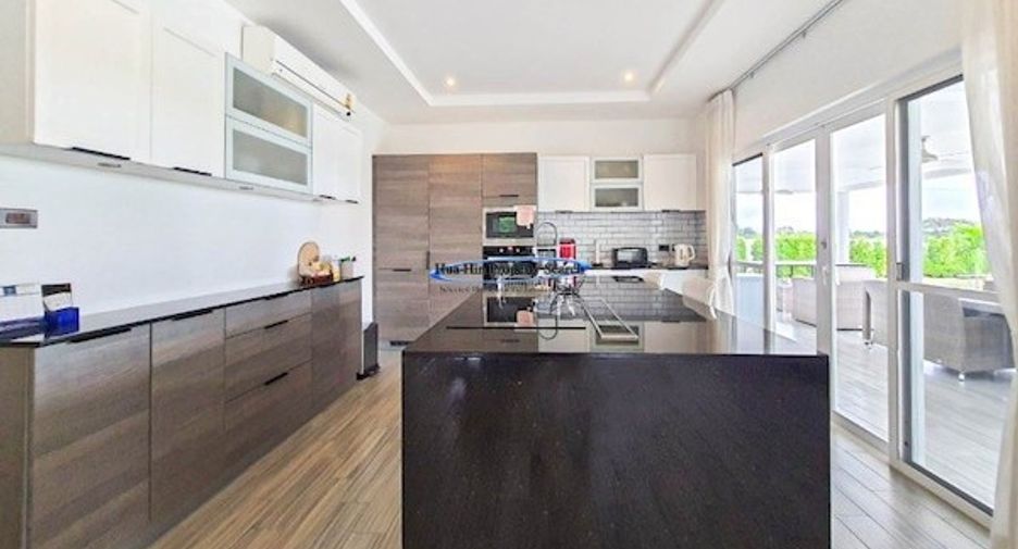 For sale 3 bedrooms house in Hua Hin, Prachuap Khiri Khan