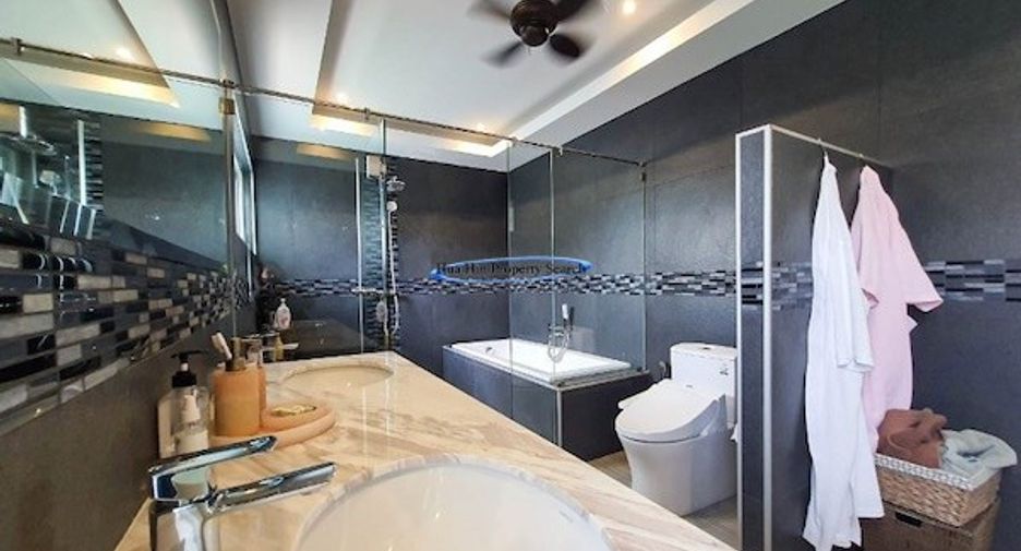 For sale 3 bedrooms house in Hua Hin, Prachuap Khiri Khan
