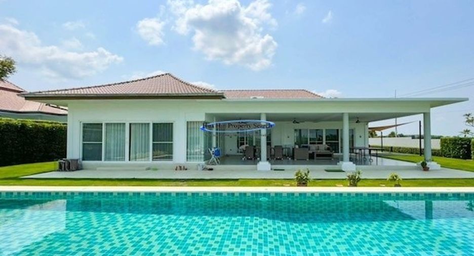 For sale 3 bedrooms house in Hua Hin, Prachuap Khiri Khan
