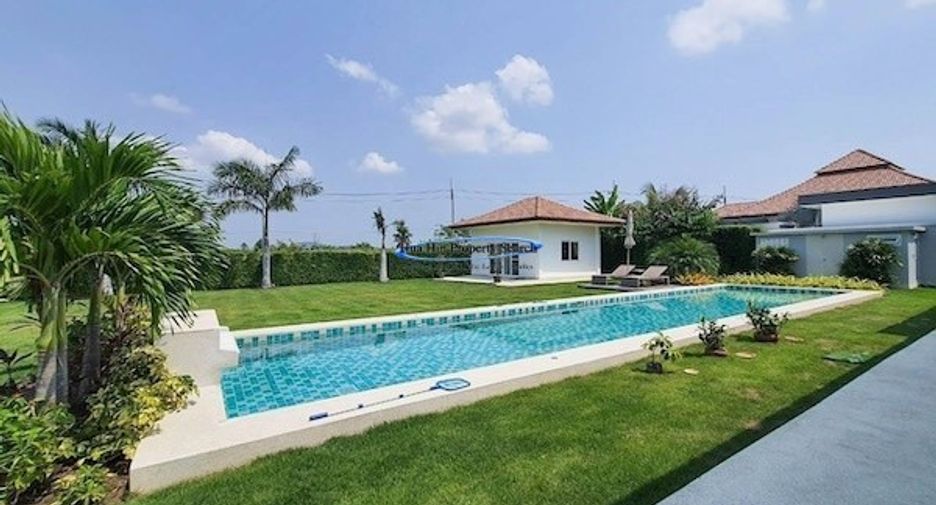 For sale 3 bedrooms house in Hua Hin, Prachuap Khiri Khan