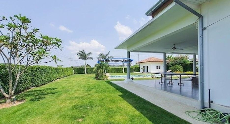 For sale 3 bedrooms house in Hua Hin, Prachuap Khiri Khan