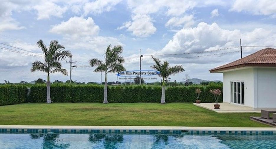 For sale 3 bedrooms house in Hua Hin, Prachuap Khiri Khan