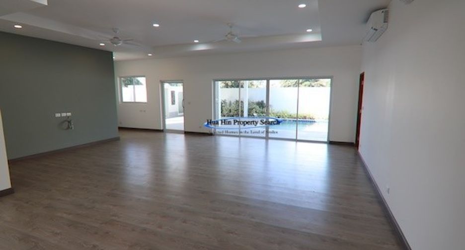 出售 3 卧室 独立屋 在 Pran Buri, 班武里府