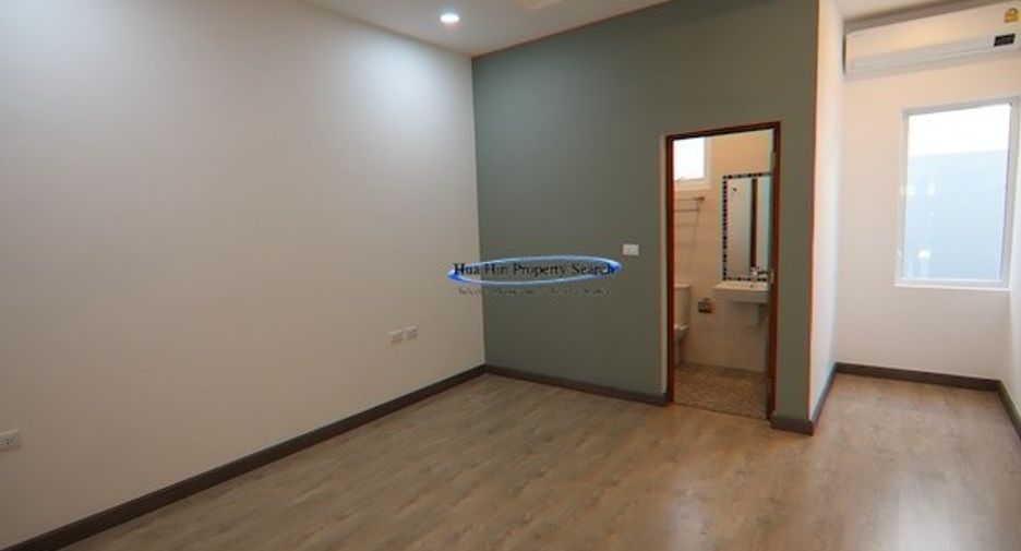 出售 3 卧室 独立屋 在 Pran Buri, 班武里府
