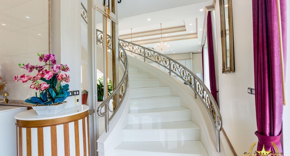 For sale 6 bedrooms house in Bang Saphan, Prachuap Khiri Khan