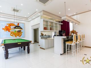 For sale 6 bedrooms house in Bang Saphan, Prachuap Khiri Khan