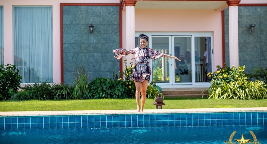 For sale 6 bedrooms house in Bang Saphan, Prachuap Khiri Khan