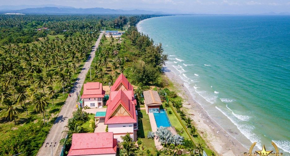 For sale 6 bedrooms house in Bang Saphan, Prachuap Khiri Khan
