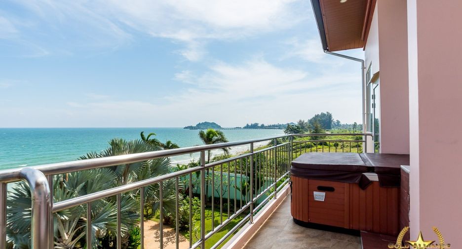 For sale 6 bedrooms house in Bang Saphan, Prachuap Khiri Khan
