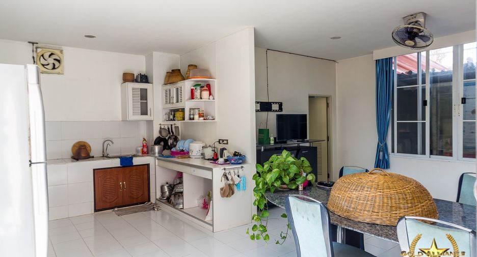 For sale 6 bedrooms house in Bang Saphan, Prachuap Khiri Khan