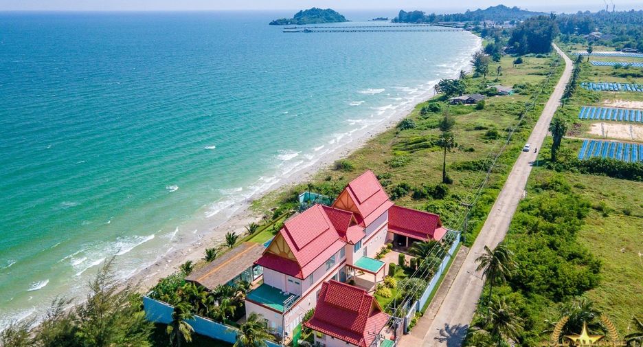 For sale 6 bedrooms house in Bang Saphan, Prachuap Khiri Khan
