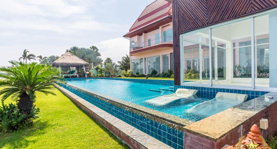 For sale 6 bedrooms house in Bang Saphan, Prachuap Khiri Khan