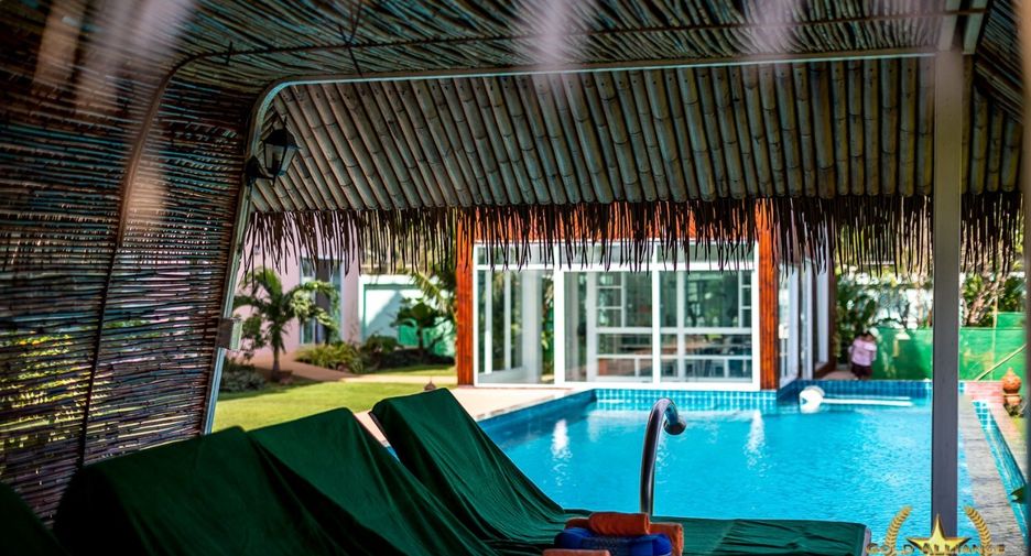 For sale 6 bedrooms house in Bang Saphan, Prachuap Khiri Khan