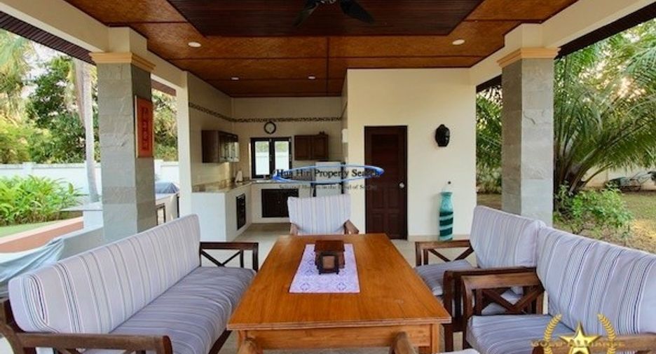 Haus zum Kauf mit 3 Zimmer in Sam Roi Yot, Prachuap Khiri Khan