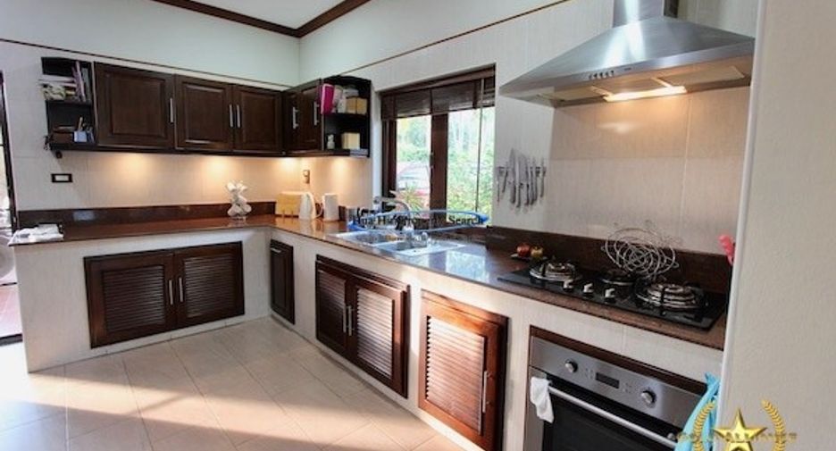 Haus zum Kauf mit 3 Zimmer in Sam Roi Yot, Prachuap Khiri Khan