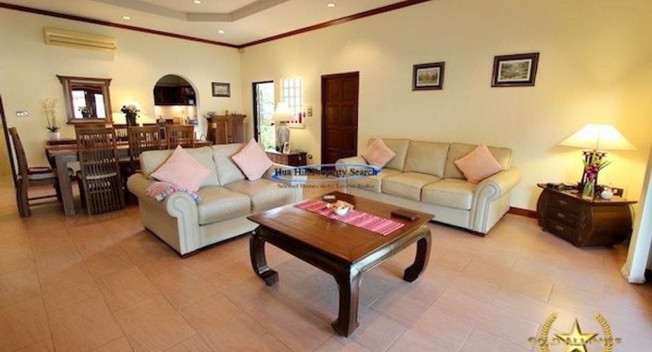 Haus zum Kauf mit 3 Zimmer in Sam Roi Yot, Prachuap Khiri Khan