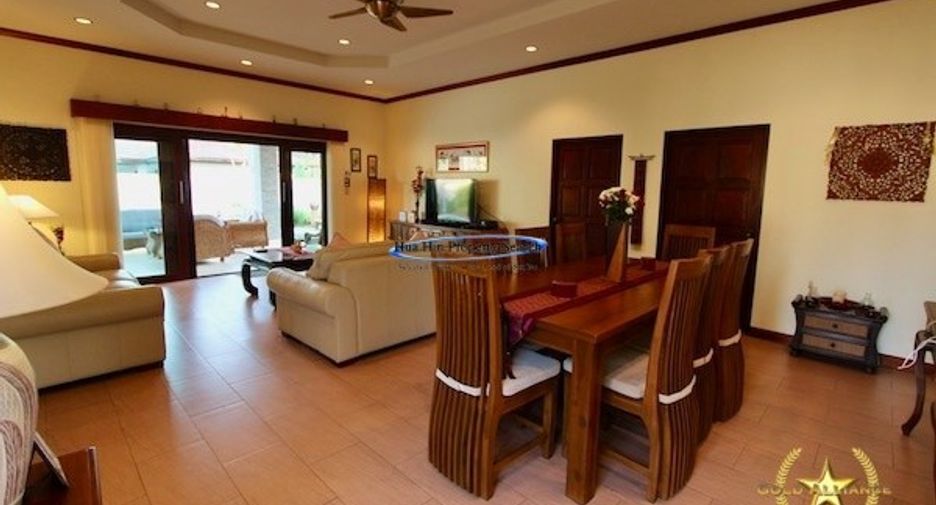 Haus zum Kauf mit 3 Zimmer in Sam Roi Yot, Prachuap Khiri Khan