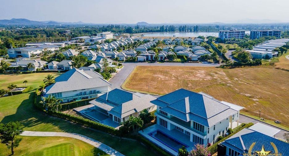 À vendre 3 chambres maison à Hua Hin, Prachuap Khiri Khan