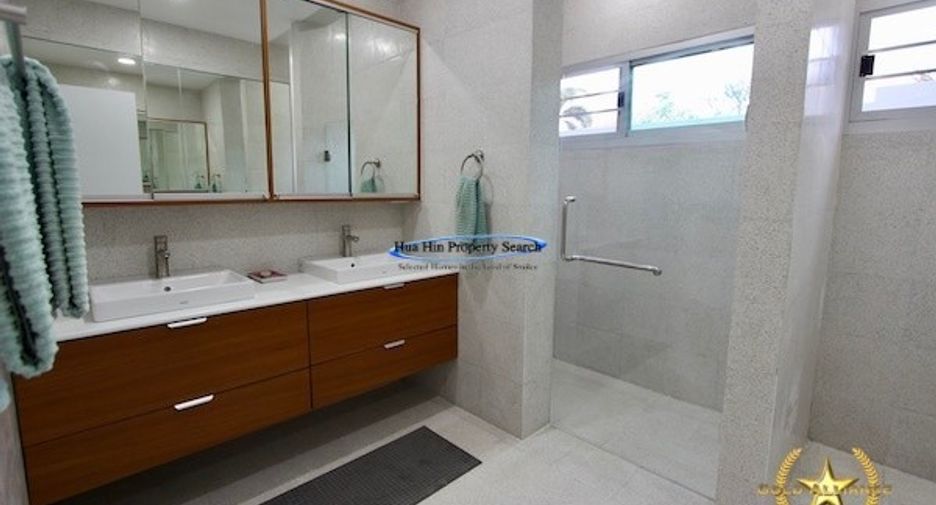 À vendre 3 chambres maison à Sam Roi Yot, Prachuap Khiri Khan