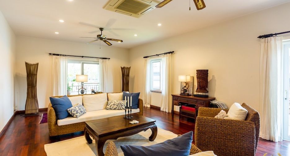 For sale 4 bedrooms house in Hua Hin, Prachuap Khiri Khan