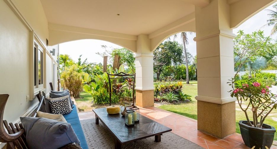 For sale 4 bedrooms house in Hua Hin, Prachuap Khiri Khan