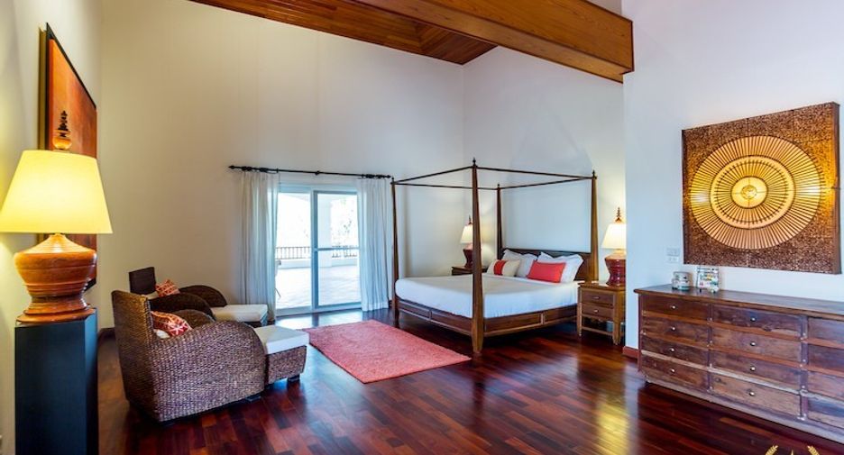 For sale 4 bedrooms house in Hua Hin, Prachuap Khiri Khan