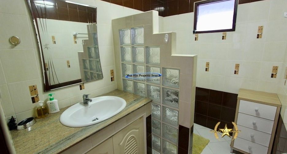 À vendre 3 chambres maison à Sam Roi Yot, Prachuap Khiri Khan