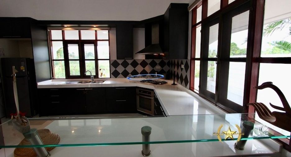 À vendre 3 chambres maison à Sam Roi Yot, Prachuap Khiri Khan