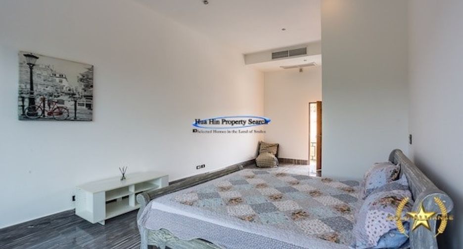 For sale 8 bedrooms house in Hua Hin, Prachuap Khiri Khan
