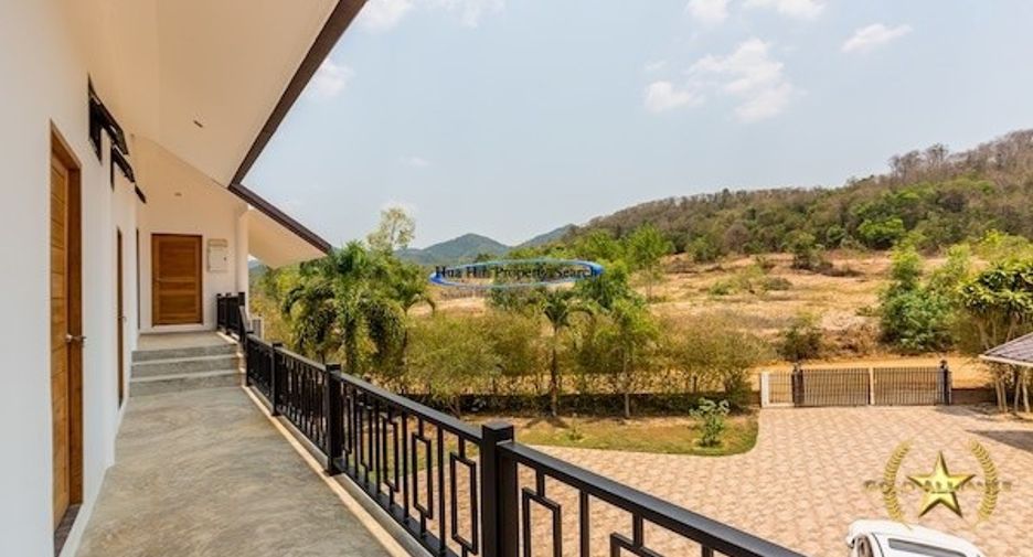 For sale 8 bedrooms house in Hua Hin, Prachuap Khiri Khan