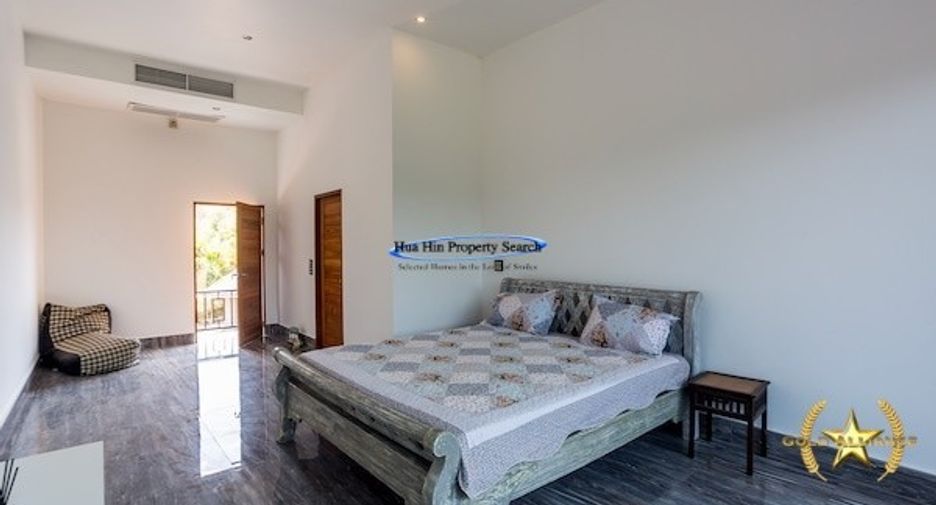 For sale 8 bedrooms house in Hua Hin, Prachuap Khiri Khan