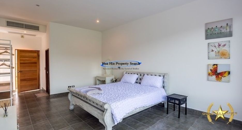 For sale 8 bedrooms house in Hua Hin, Prachuap Khiri Khan