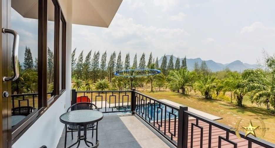 For sale 8 bedrooms house in Hua Hin, Prachuap Khiri Khan
