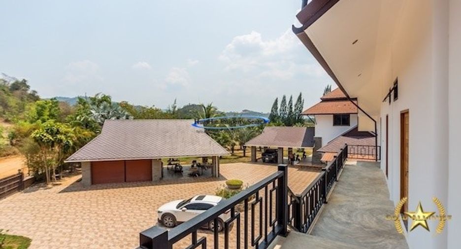 For sale 8 bedrooms house in Hua Hin, Prachuap Khiri Khan