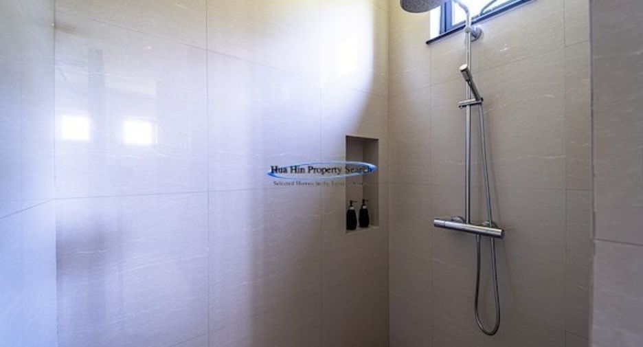 For sale 5 ベッドルーム house in Hua Hin, Prachuap Khiri Khan