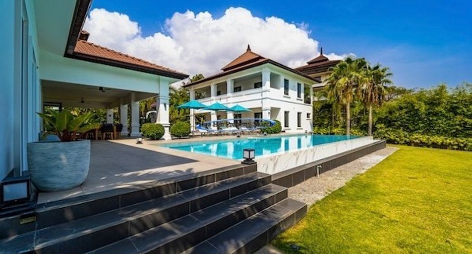 For sale 5 ベッドルーム house in Hua Hin, Prachuap Khiri Khan