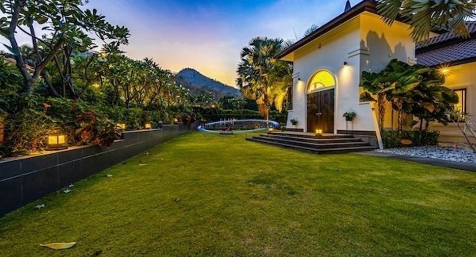 For sale 5 ベッドルーム house in Hua Hin, Prachuap Khiri Khan