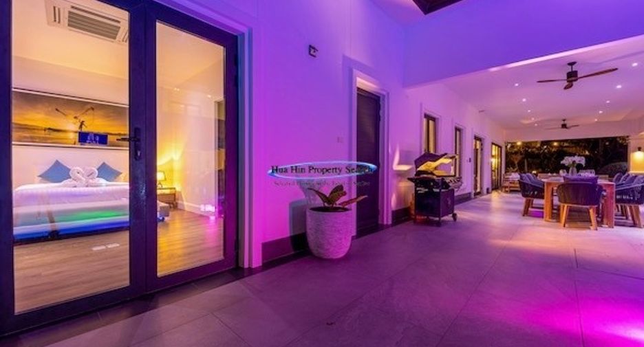 For sale 5 ベッドルーム house in Hua Hin, Prachuap Khiri Khan